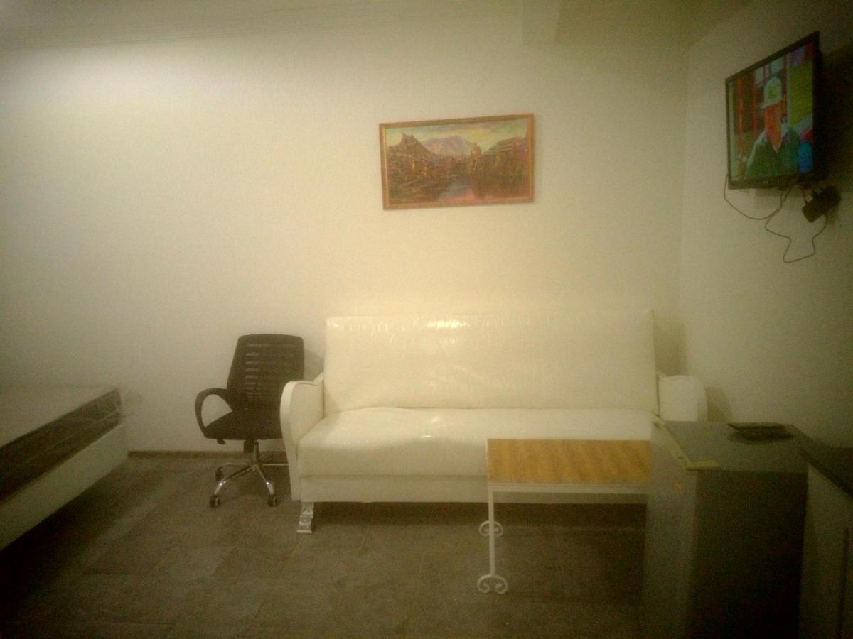 Rrooms Old City Apartment Тбилиси Экстерьер фото