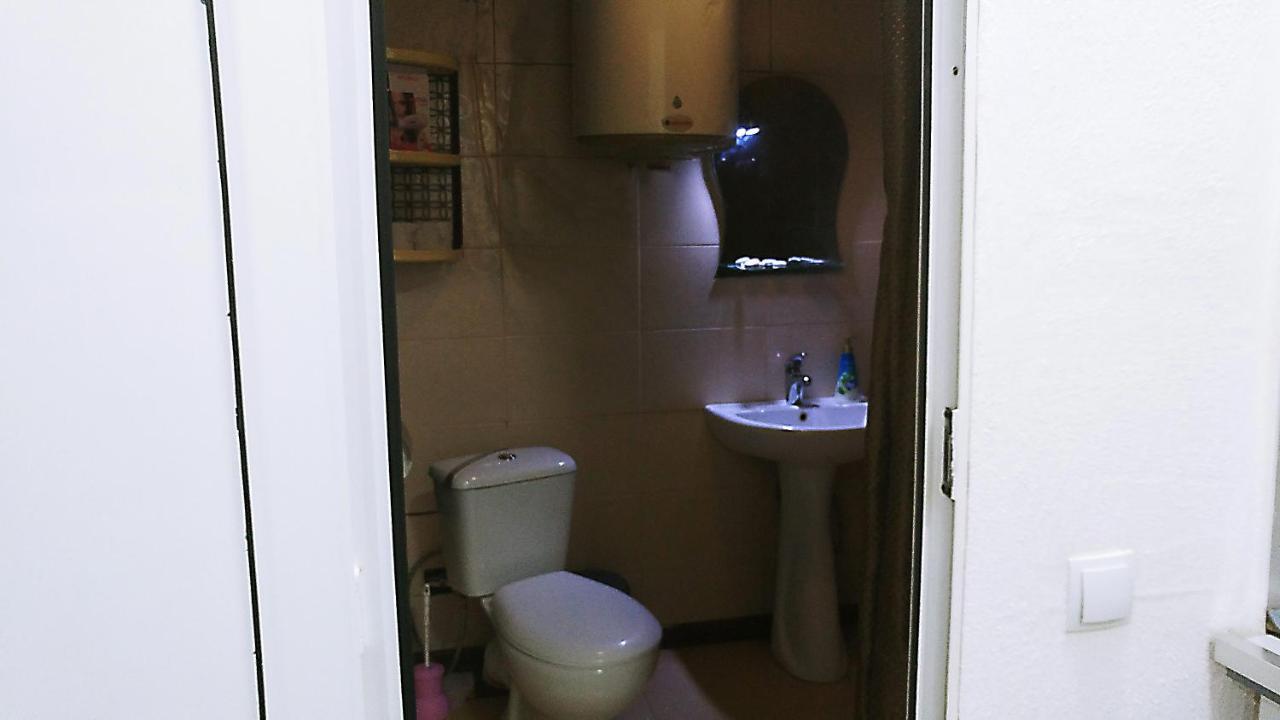 Rrooms Old City Apartment Тбилиси Экстерьер фото