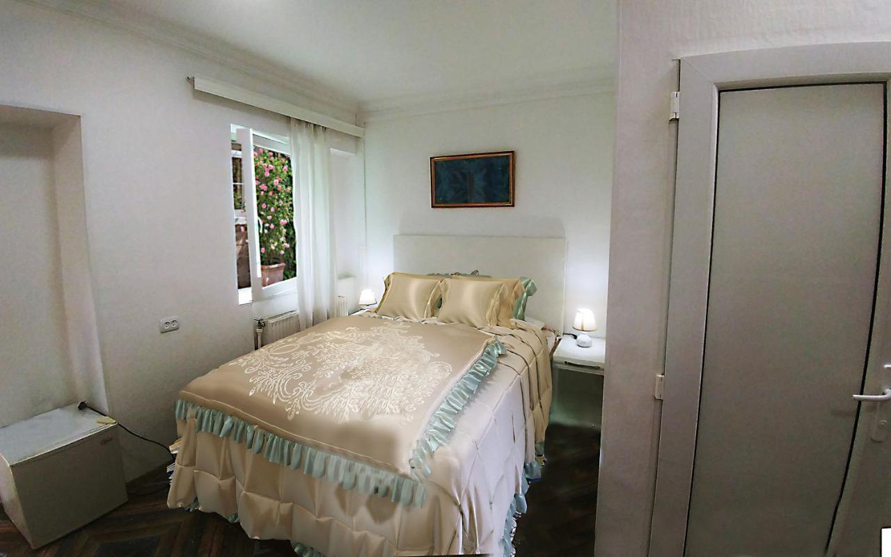 Rrooms Old City Apartment Тбилиси Экстерьер фото